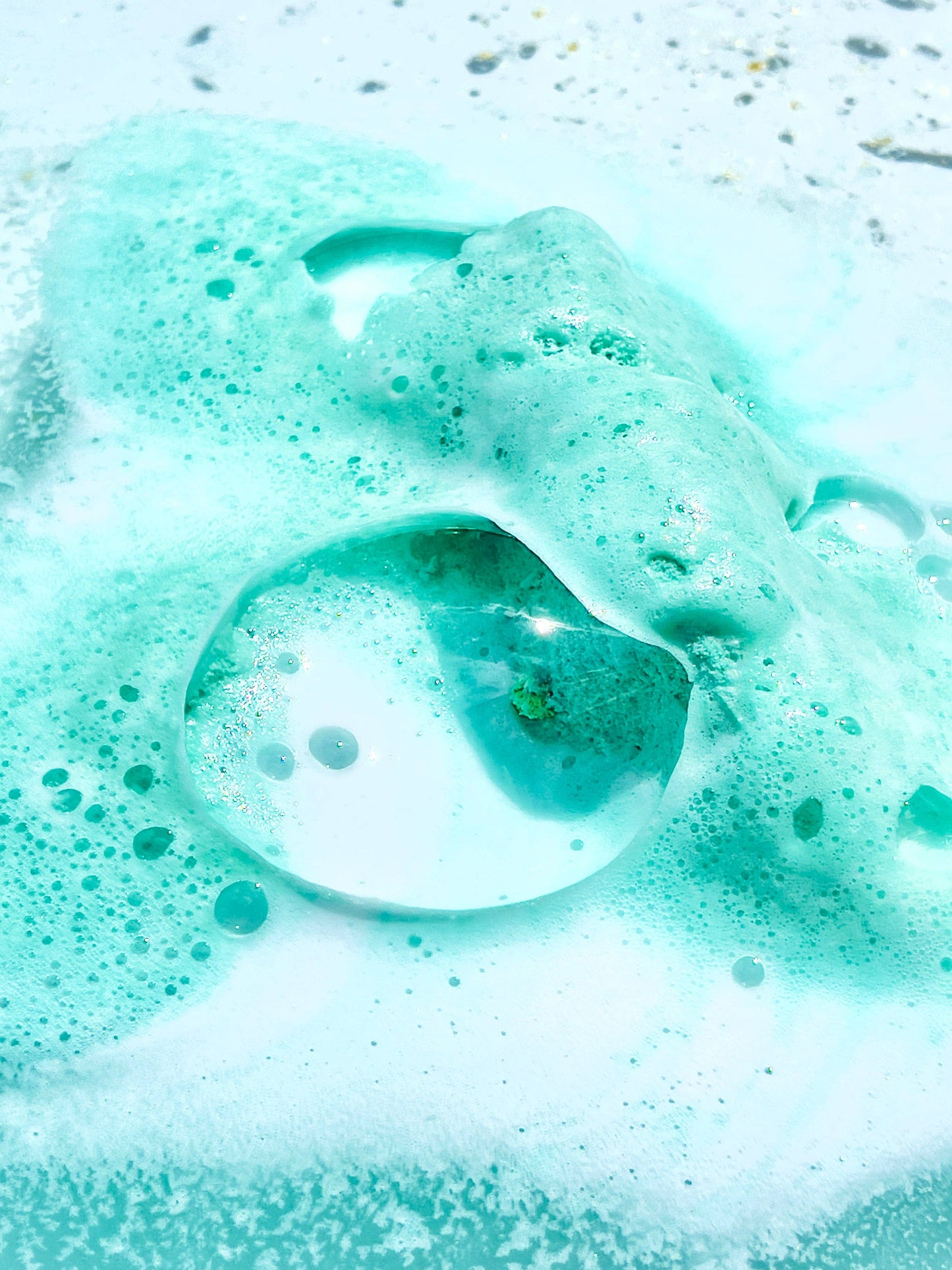 Aquamarine Bath Bomb – Lemongrass