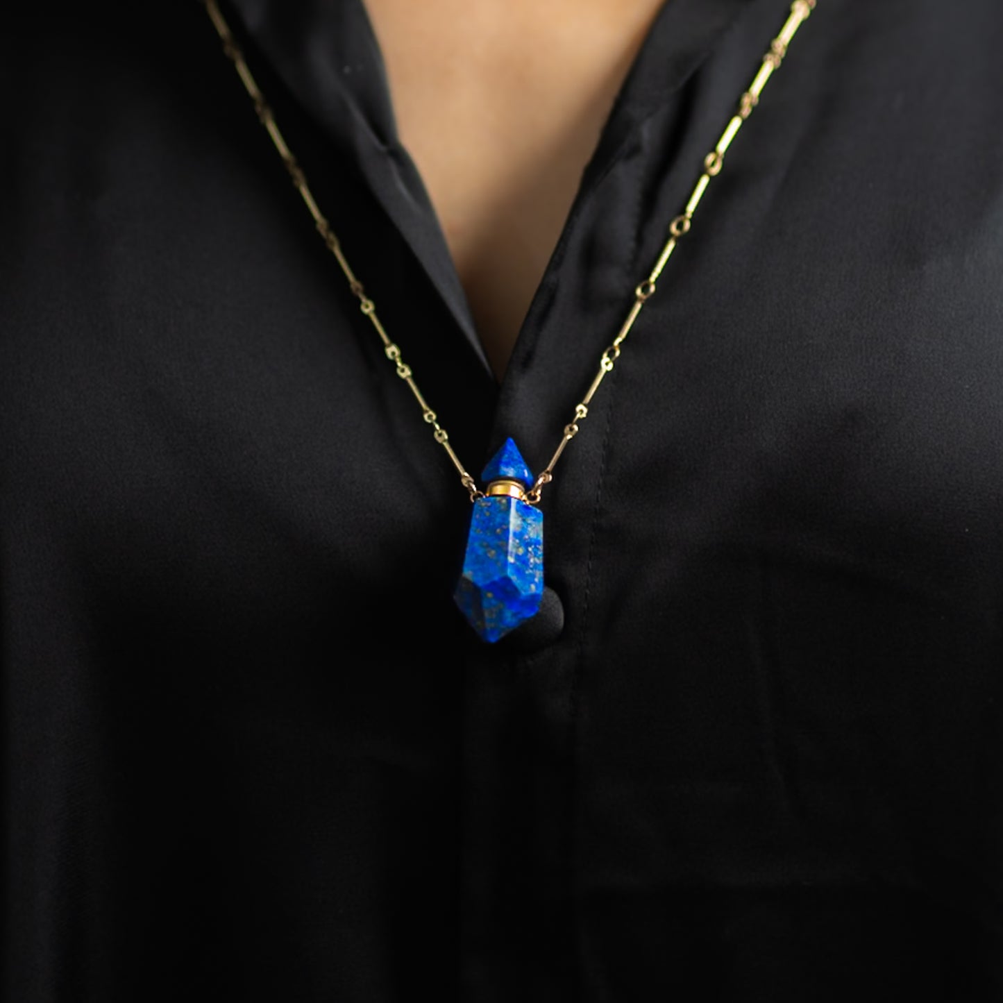 Perfume bottle necklace - Lapis Lazuli (pointed)