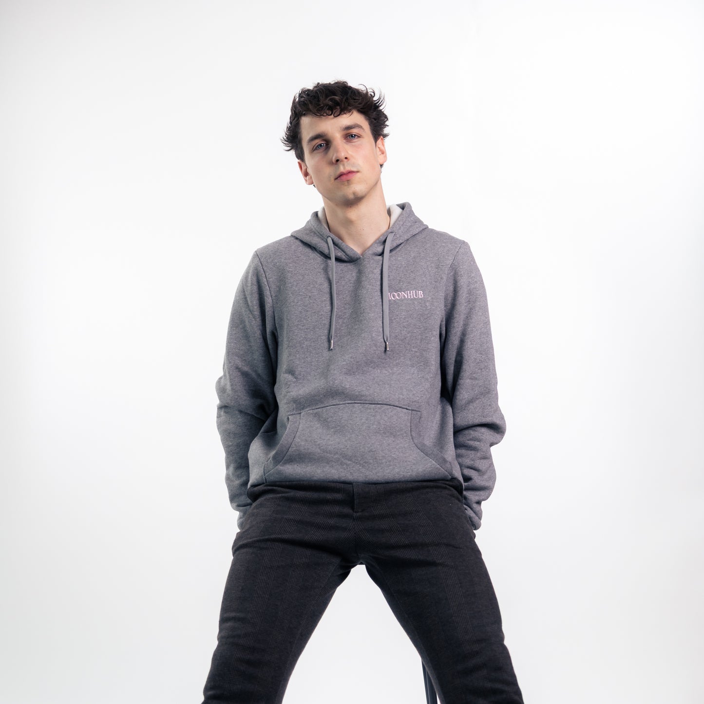 MOONHUB Hoodie – Flausch trifft Soulwear