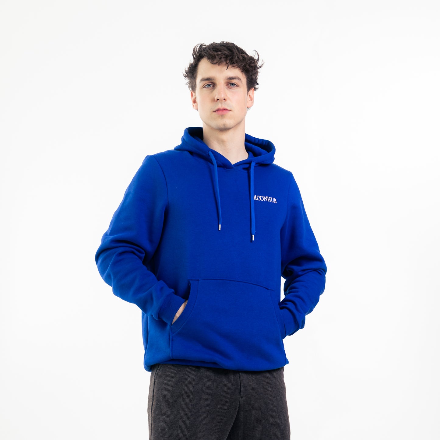 MOONHUB Hoodie – Flausch trifft Soulwear