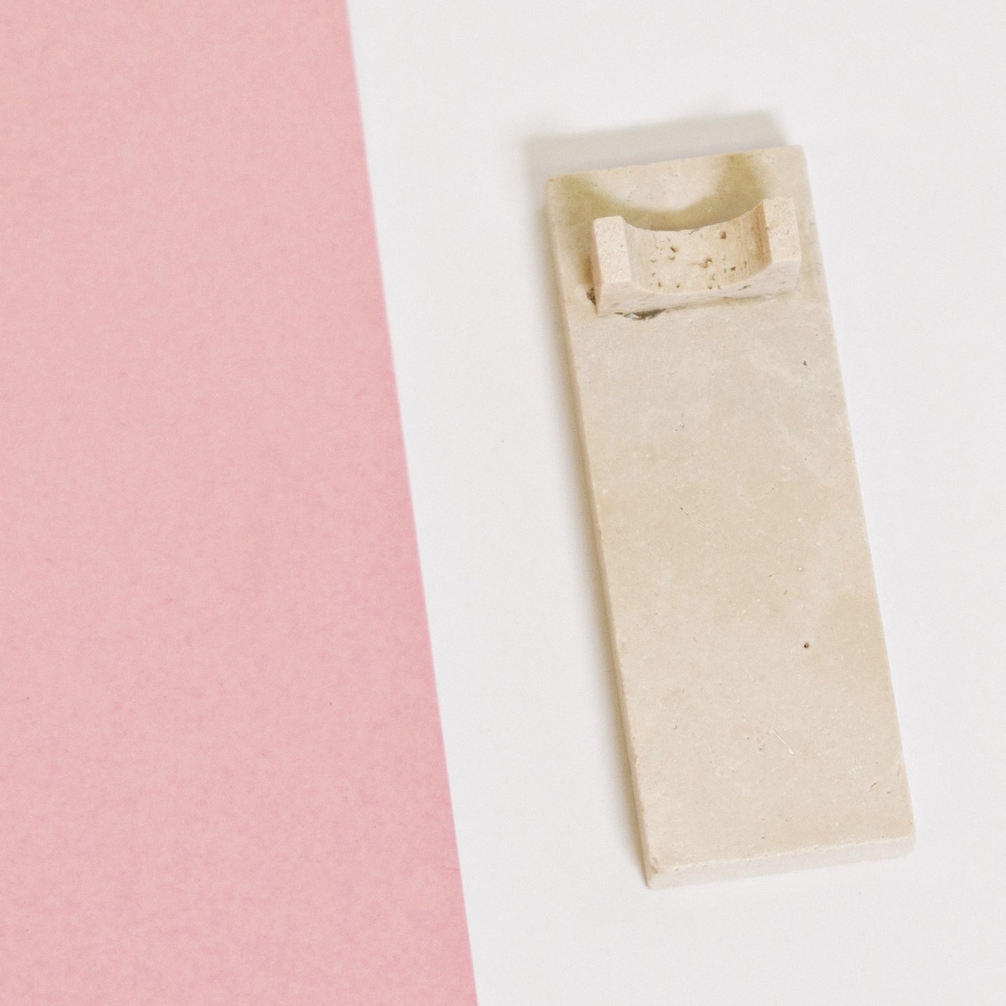 Palo Santo holder - beige travertine