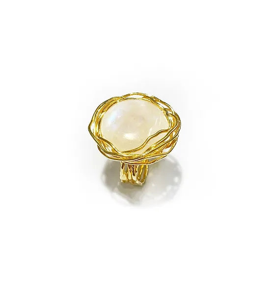 BELEN Moonstone Ring – Gold-Plated Silver