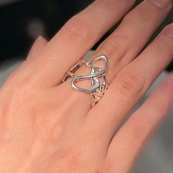 LOVER KNOT Ring – Silver