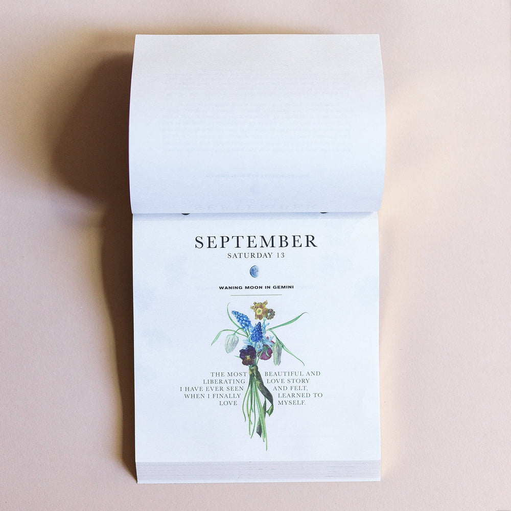 
                      
                        Moon Calendar 2025 - English
                      
                    
