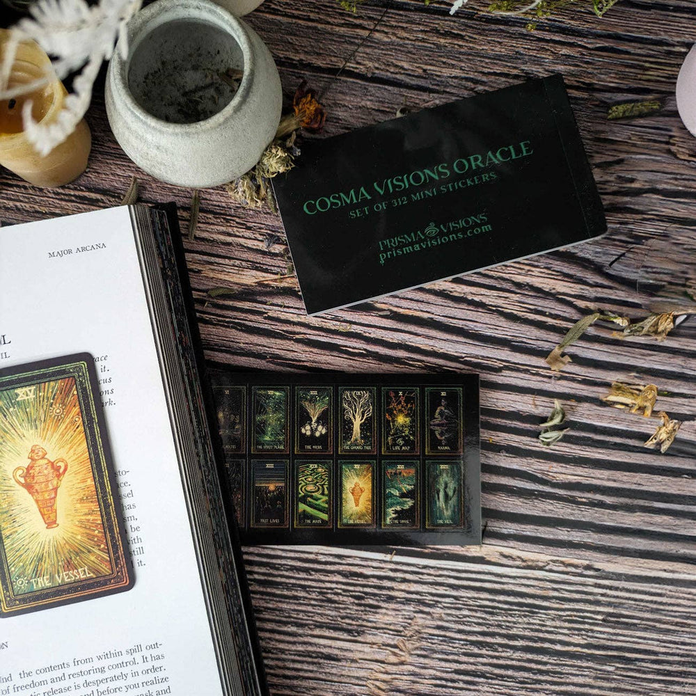 Visions Sticker Book: Cosma Visions Oracle