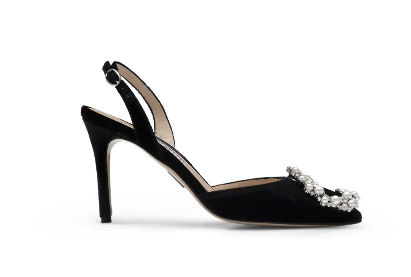 
                      
                        Amor Shoes Black Velvet
                      
                    