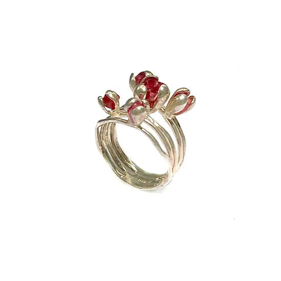
                      
                        SAKURA Ring – Silber mit rosa Spinell
                      
                    